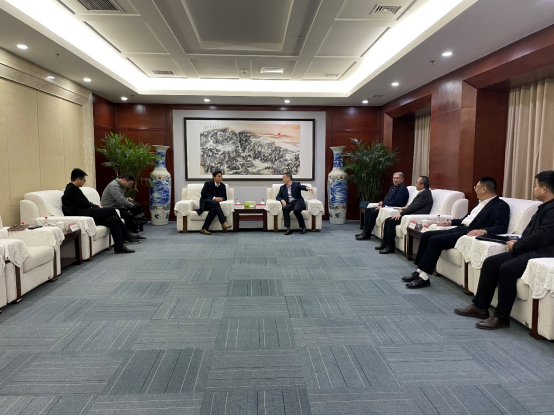 市產(chǎn)業(yè)集團(tuán)黨委書記、董事長(zhǎng)劉培建一行拜訪多家企業(yè) 共商合作發(fā)展620.png